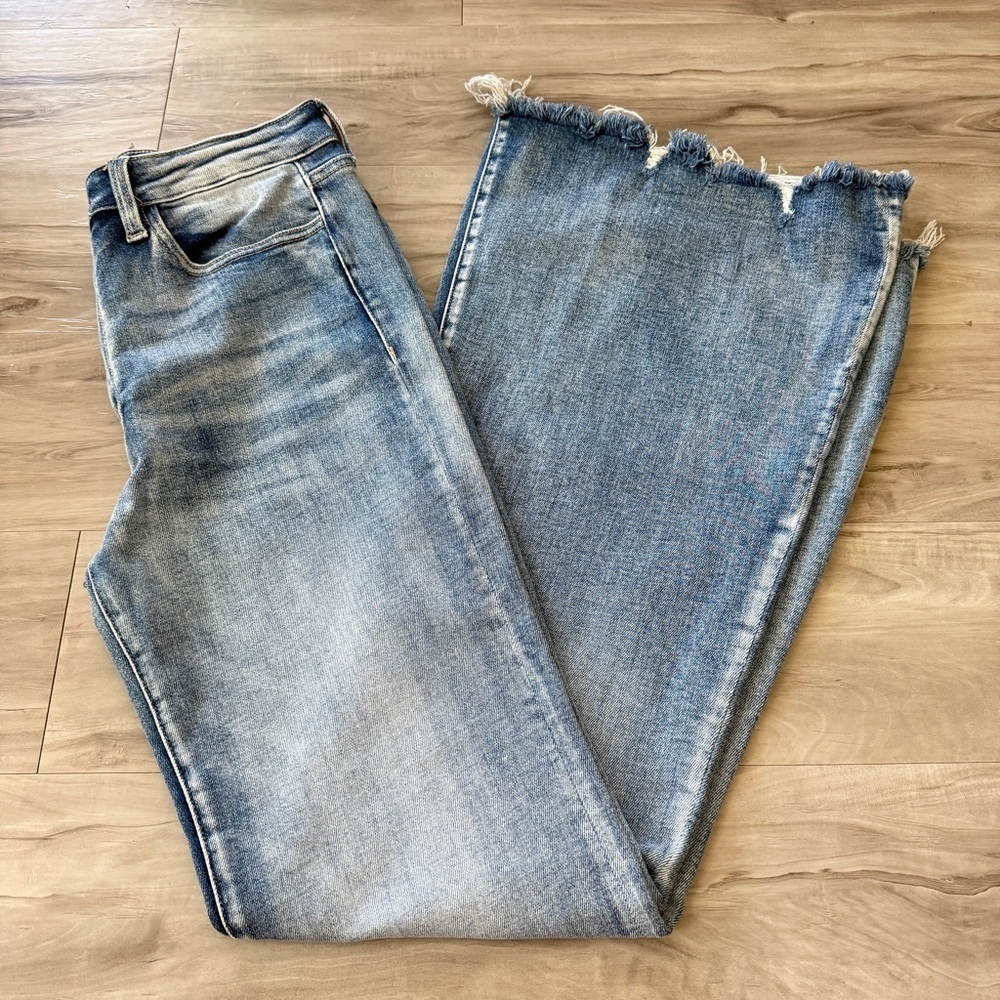 Rooted Denim Raw Hem Boho Flare Jeans Medium Wash Stretch High Rise Size 9 / 28